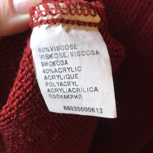 Lovely rust/red burgundy cowl sweater size L - Picture 5 of 7